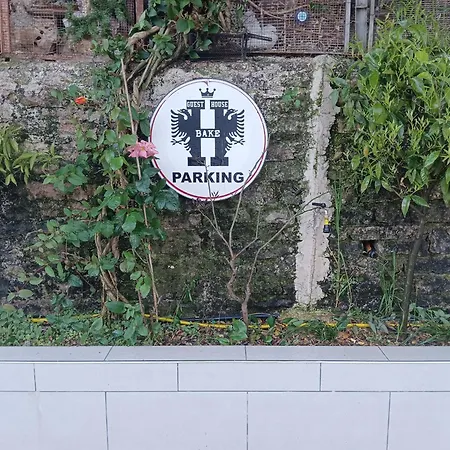 Bake 4* ジロカストラ