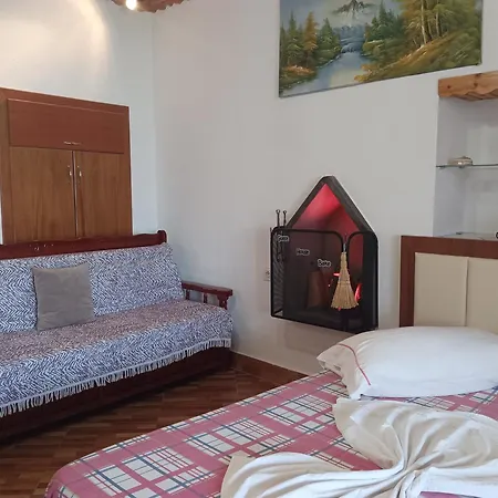 ベッド・アンド・ブレックファスト Bake 4*