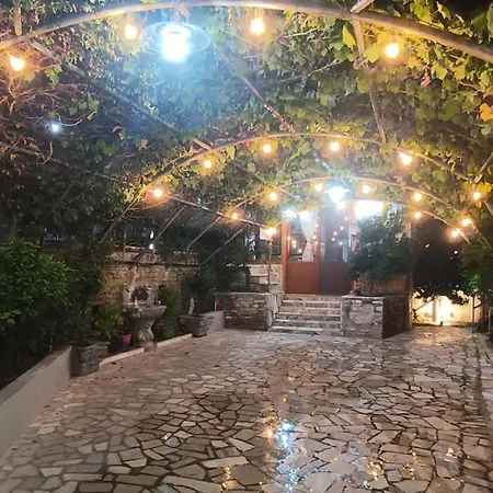 Bake 住宿加早餐酒店 Gjirokastër