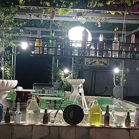 ベッド・アンド・ブレックファスト Bake 4*