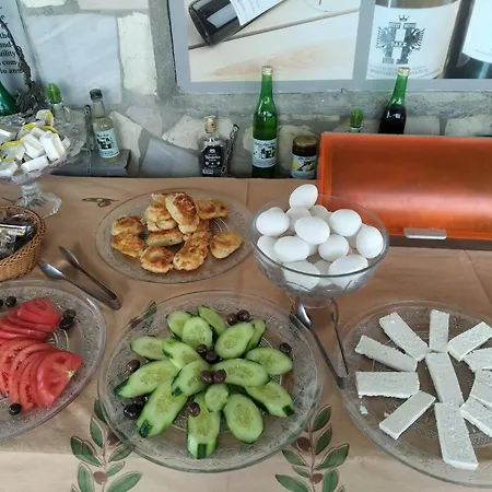 Bake Bed & Breakfast 4*