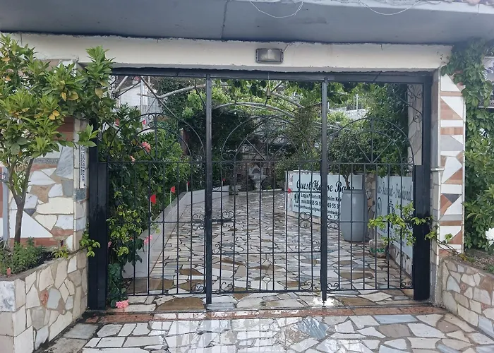 Bed & Breakfast Bake